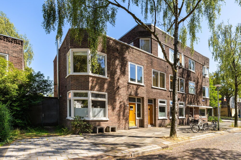 Eyssoniusstraat 3, 9714 BP Groningen - € 350.000 k.k. - ben-s Makelaars Groningen