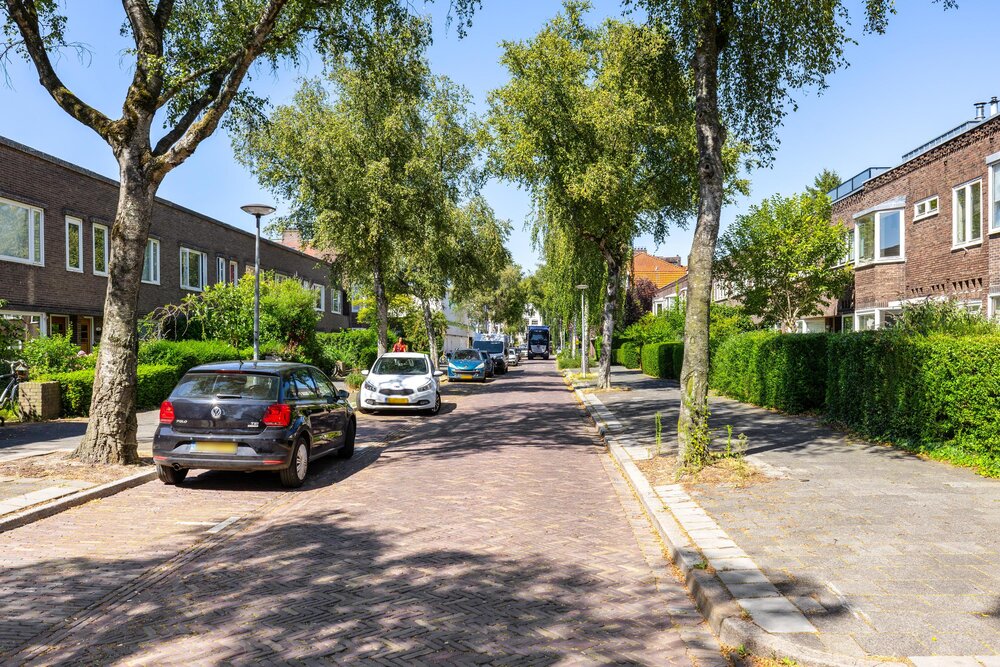 Eyssoniusstraat 3, 9714 BP Groningen - € 350.000 k.k. - ben-s Makelaars Groningen